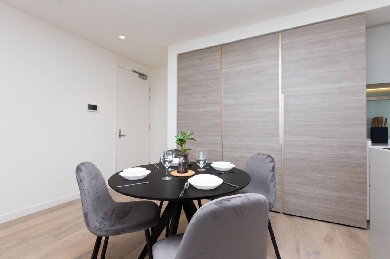 The Lively City 2Bed 2 Bath Apt @Footscray メルボルン エクステリア 写真